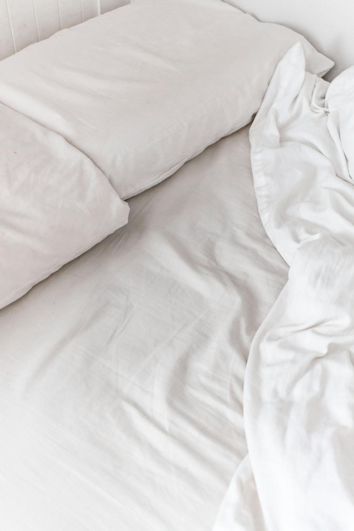 Synthetic Clusterfibre Standard Pillow
